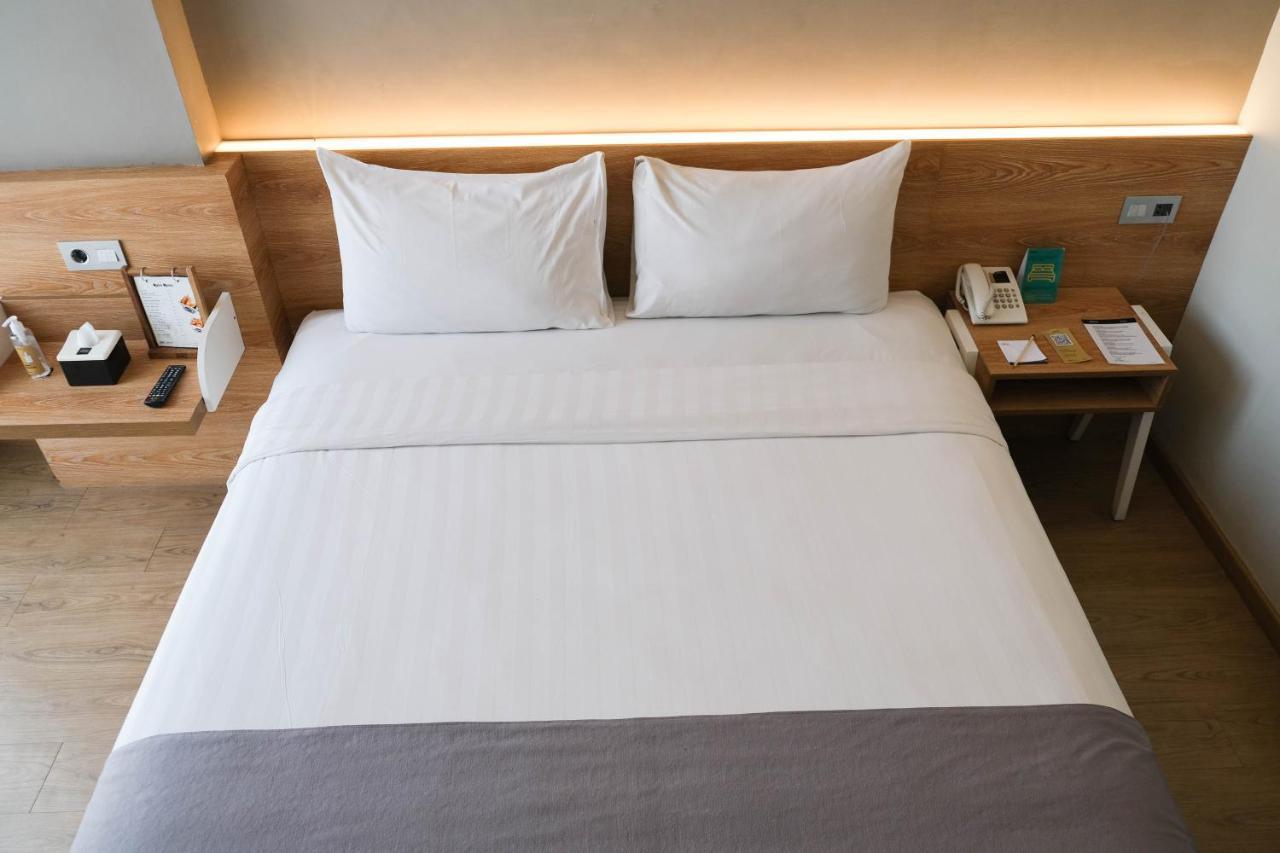 Allstay Hotel Semarang Simpang Lima Exterior foto