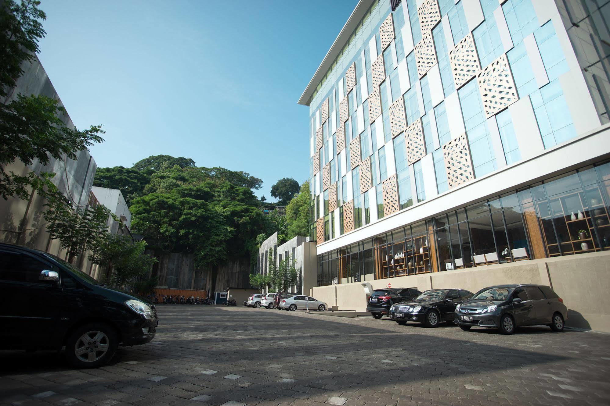 Allstay Hotel Semarang Simpang Lima Exterior foto